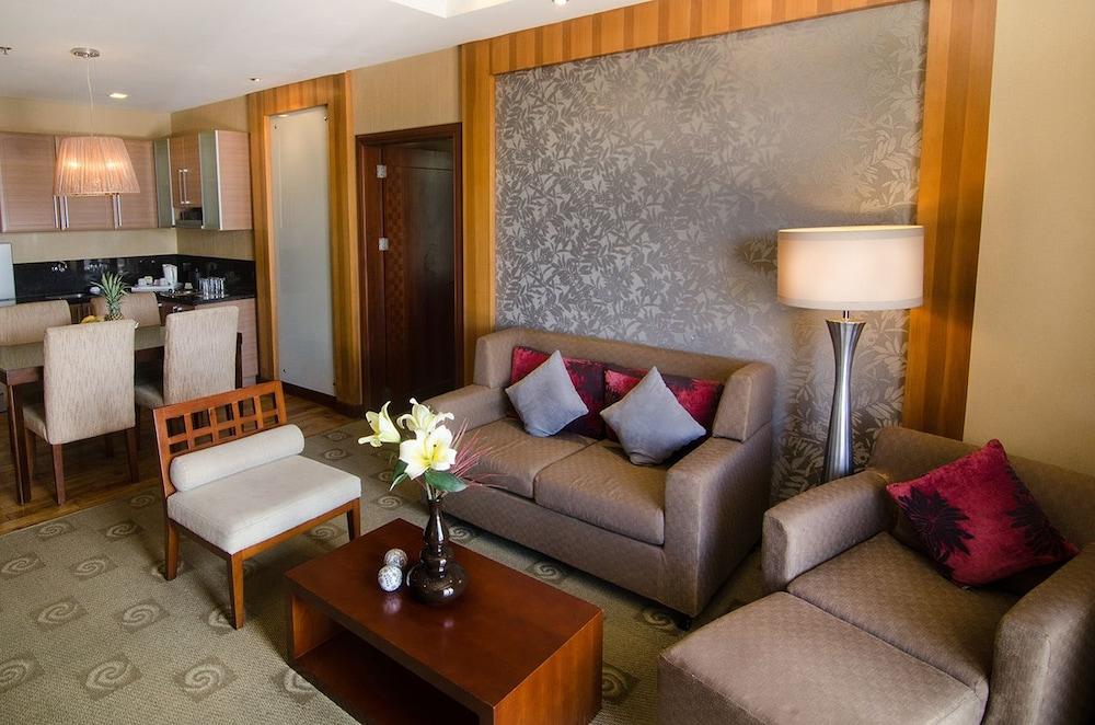 The Avenue Plaza Hotel Naga  Luaran gambar