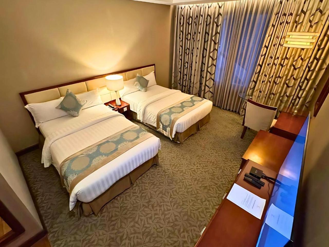 The Avenue Plaza Hotel Naga  Luaran gambar